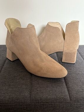 Zara Trafaluc Beige Suede Block Heel Ankle Boots- Sz-41 EU